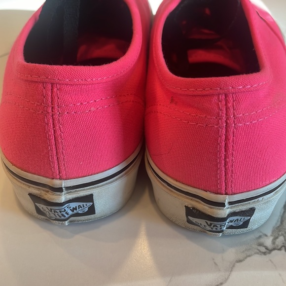 Hot Pink Vans women’s 6.5 , laces, men’s 5 - Picture 4 of 10